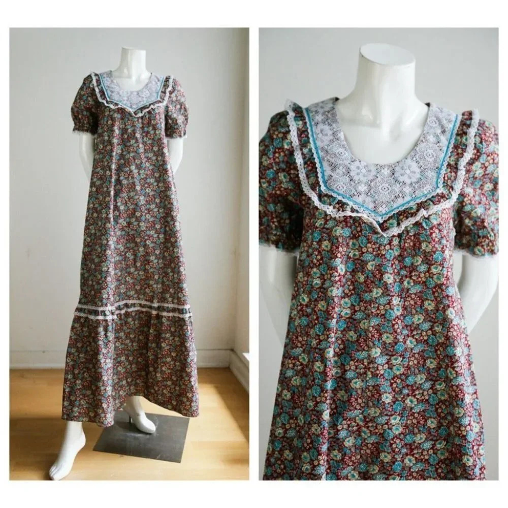 Vintage Handmade Cotton Microfloral Chintz  Print Lace Detail Boho Dress